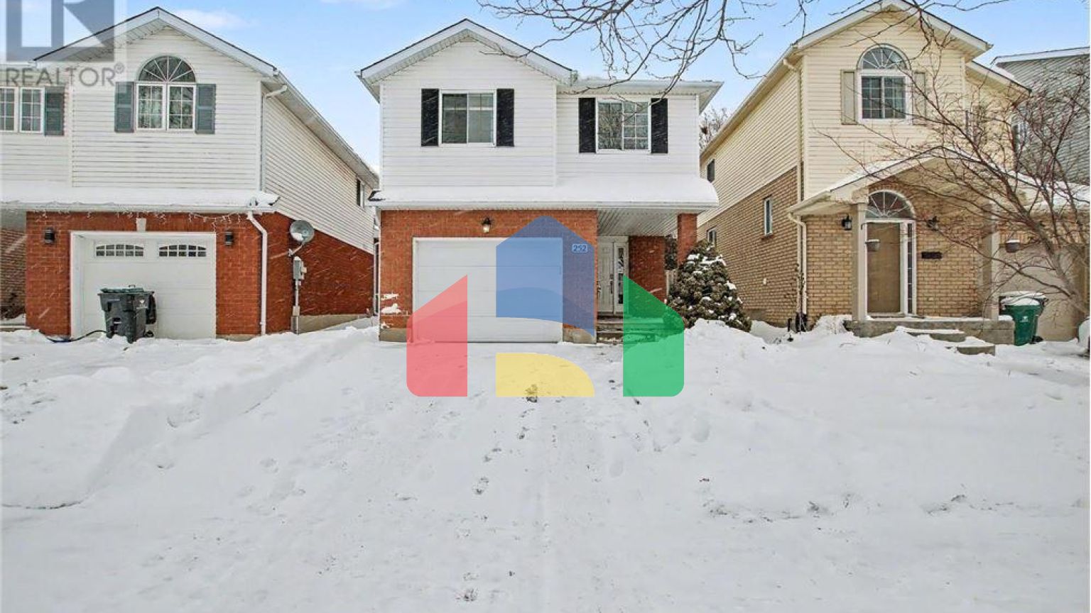 Residential - Single Family Home - Kitchener, Canada - Canada