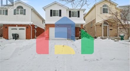 Residential - Single Family Home - Kitchener, Canada - Canada