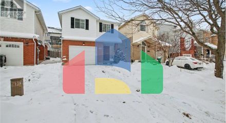 Residential - Single Family Home - Kitchener, Canada - Canada