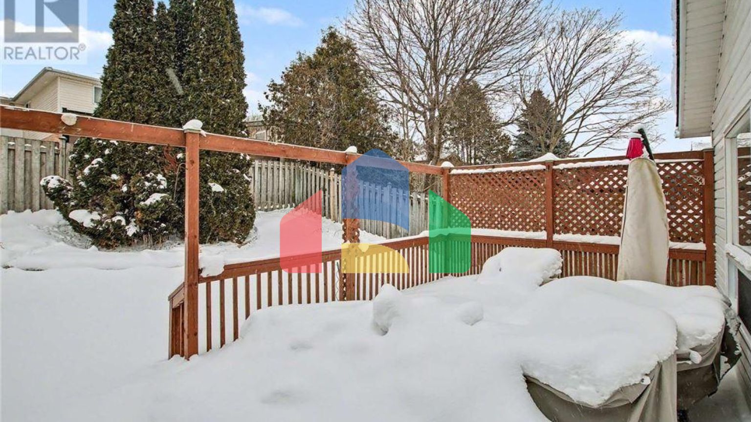 Residential - Single Family Home - Kitchener, Canada - Canada