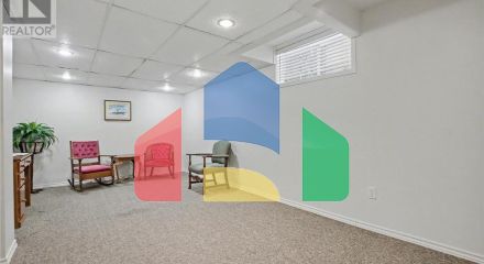 Residential - Single Family Home - Kitchener, Canada - Canada