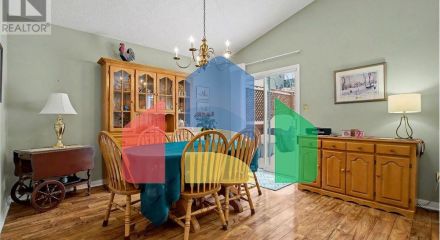 Residential - Single Family Home - Kitchener, Canada - Canada