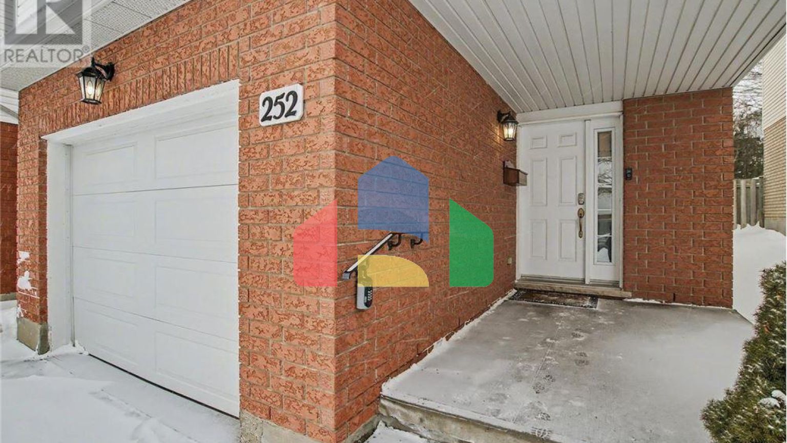 Residential - Single Family Home - Kitchener, Canada - Canada