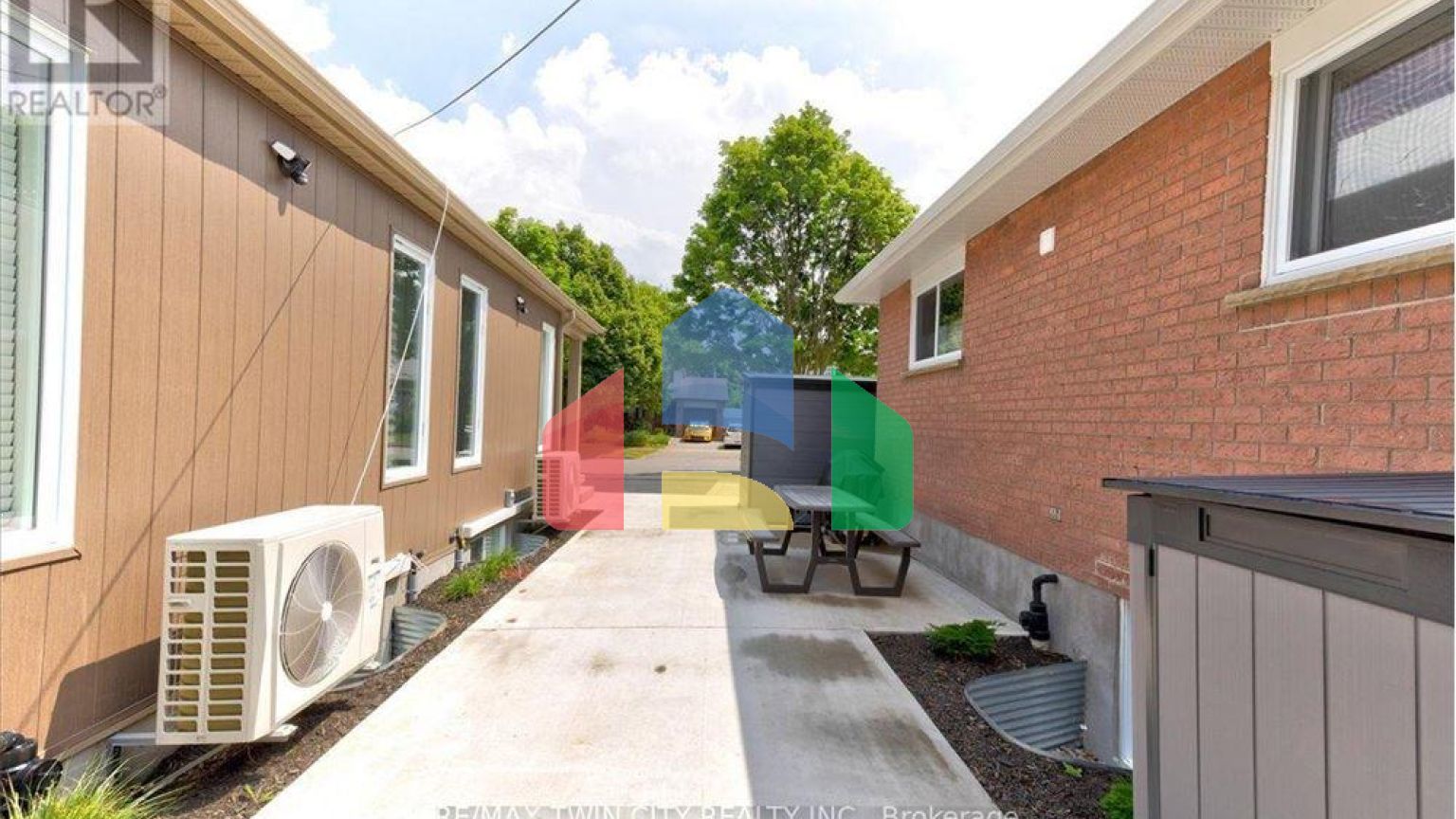 Residential - Multi-Family - Kitchener, Canada - Canada