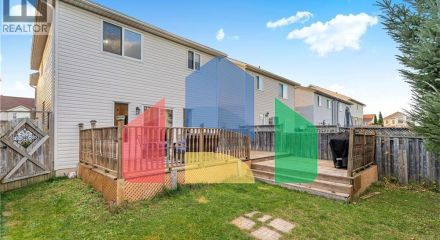 Residential - Single Family Home - Kitchener, Canada - Canada