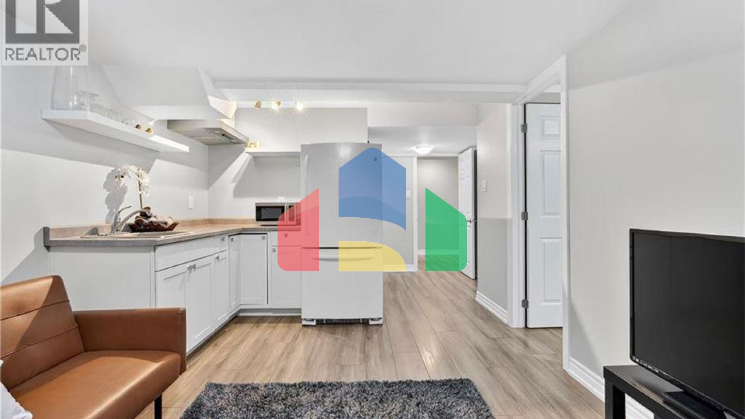 Residential - Single Family Home - Kitchener, Canada - Canada