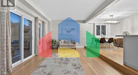 Residential - Single Family Home - Kitchener, Canada - Canada