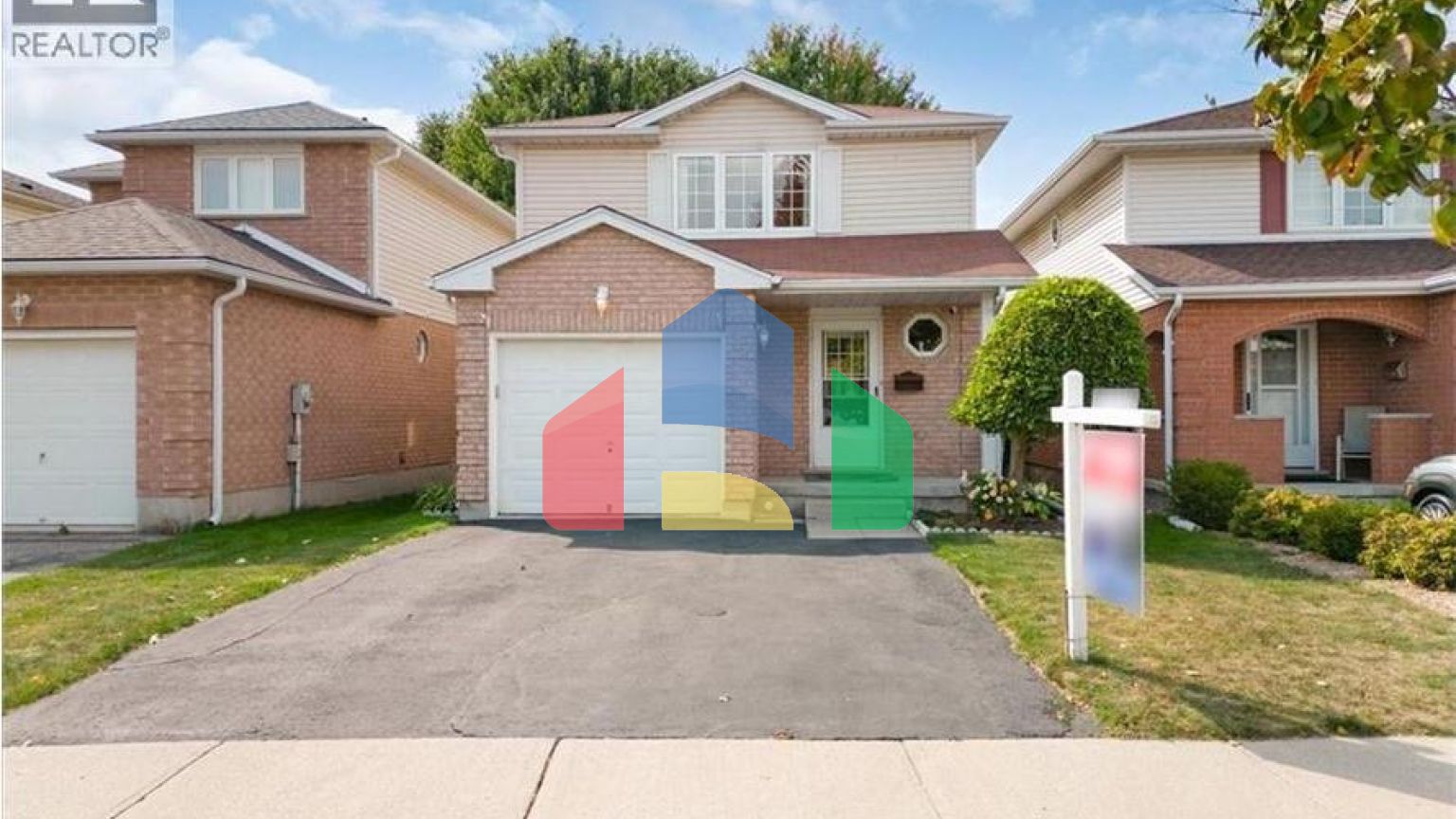 Residential - Single Family Home - Kitchener, Canada - Canada