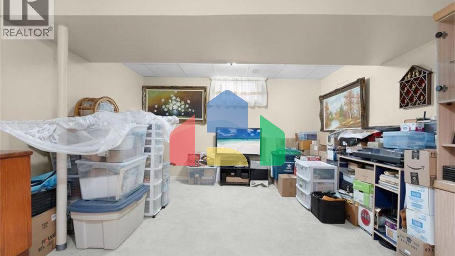 Residential - Single Family Home - Kitchener, Canada - Canada