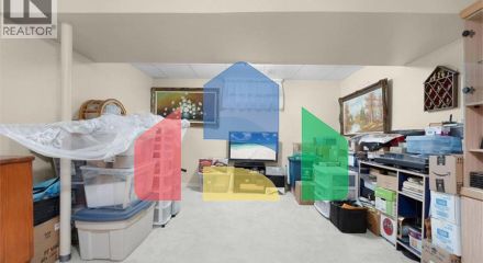 Residential - Single Family Home - Kitchener, Canada - Canada