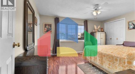 Residential - Single Family Home - Kitchener, Canada - Canada