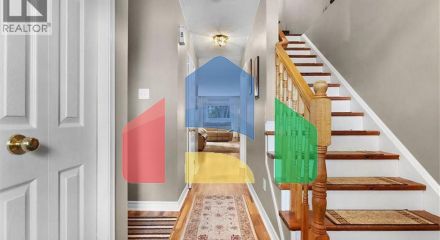 Residential - Single Family Home - Kitchener, Canada - Canada