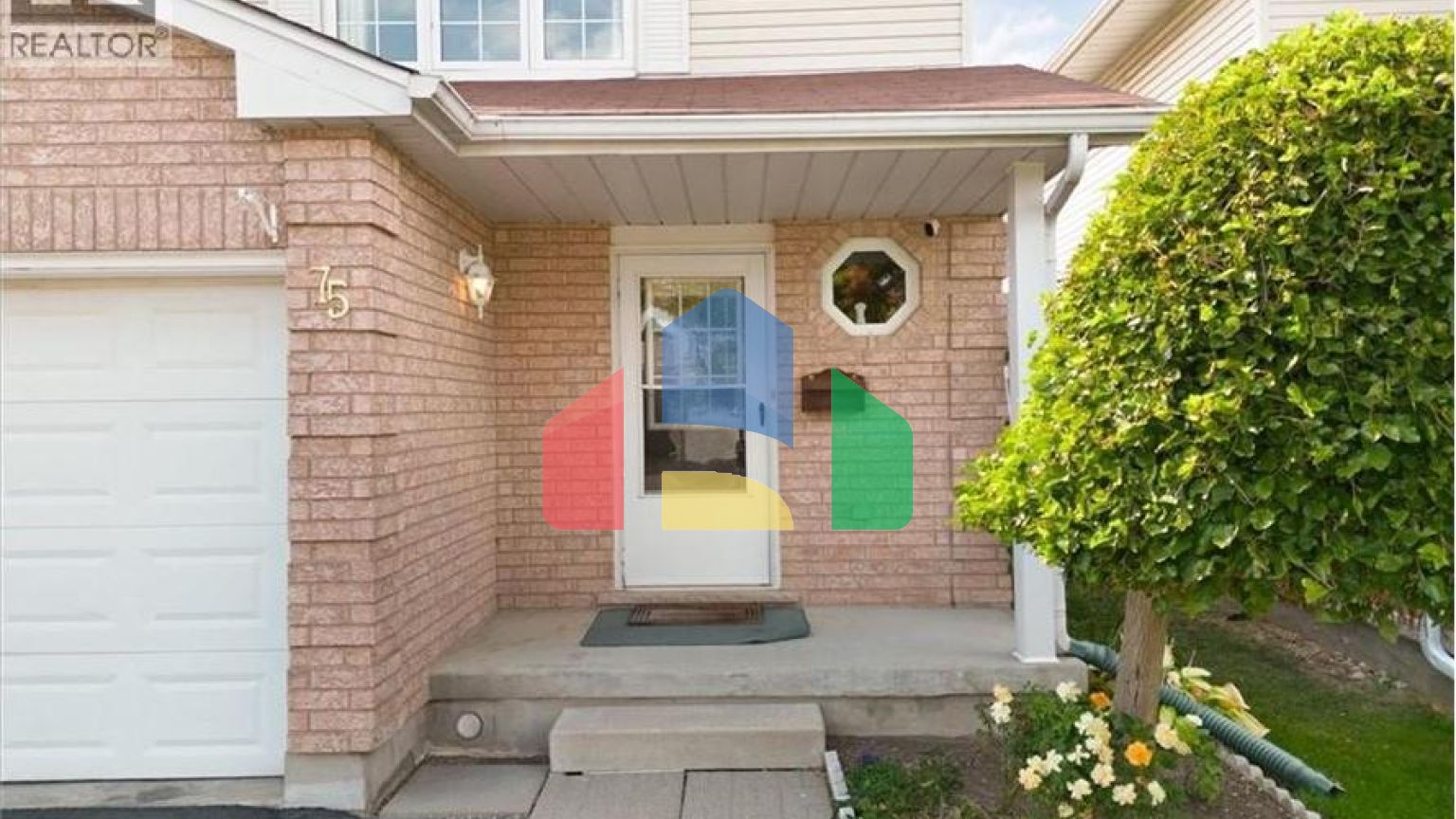 Residential - Single Family Home - Kitchener, Canada - Canada