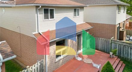 Residential - Single Family Home - Kitchener, Canada - Canada