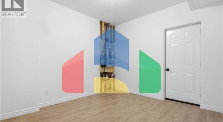 Residential - Single Family Home - Kitchener, Canada - Canada