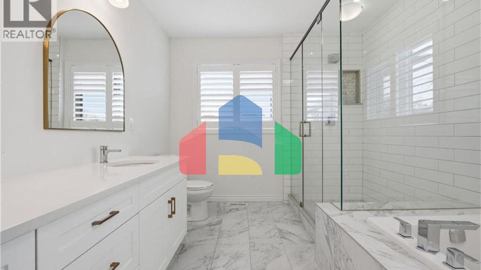 Residential - Single Family Home - Kitchener, Canada - Canada