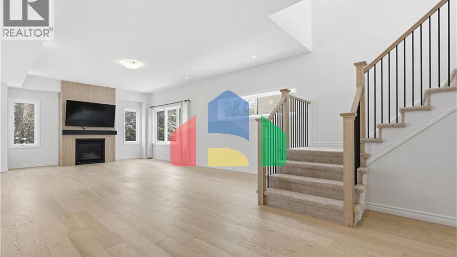 Residential - Single Family Home - Kitchener, Canada - Canada