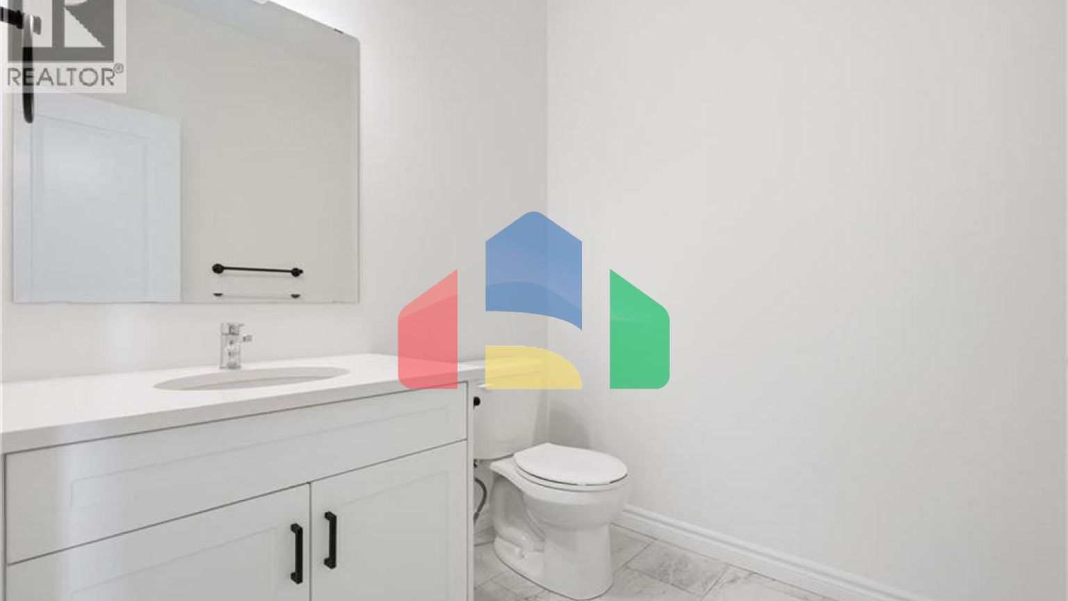 Residential - Single Family Home - Kitchener, Canada - Canada