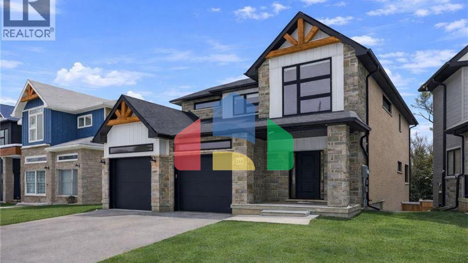 Residential - Single Family Home - Kitchener, Canada - Canada