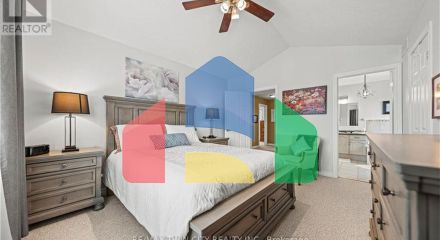 Residential - Single Family Home - Kitchener, Canada - Canada