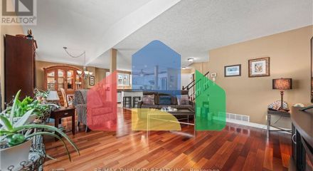Residential - Single Family Home - Kitchener, Canada - Canada