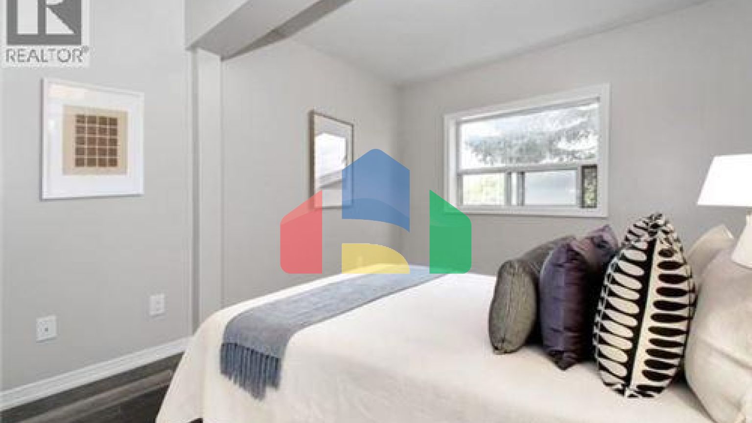 Residential - Condo/Apartment - Kitchener, Canada - Canada