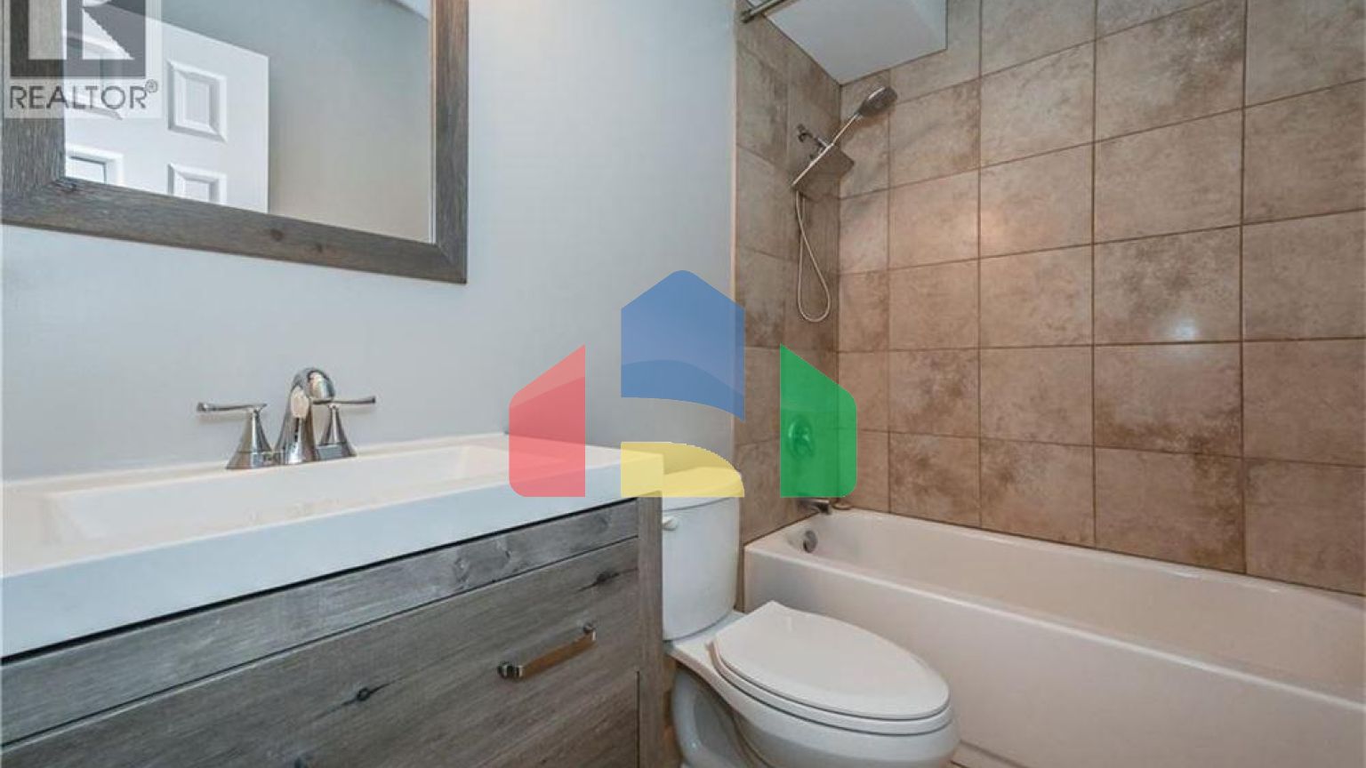 Residential - Condo/Apartment - Kitchener, Canada - Canada