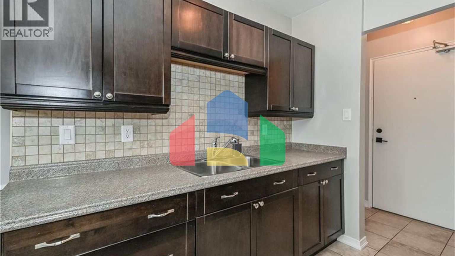 Residential - Condo/Apartment - Kitchener, Canada - Canada