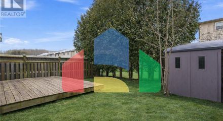 Residential - Single Family Home - Kitchener, Canada - Canada