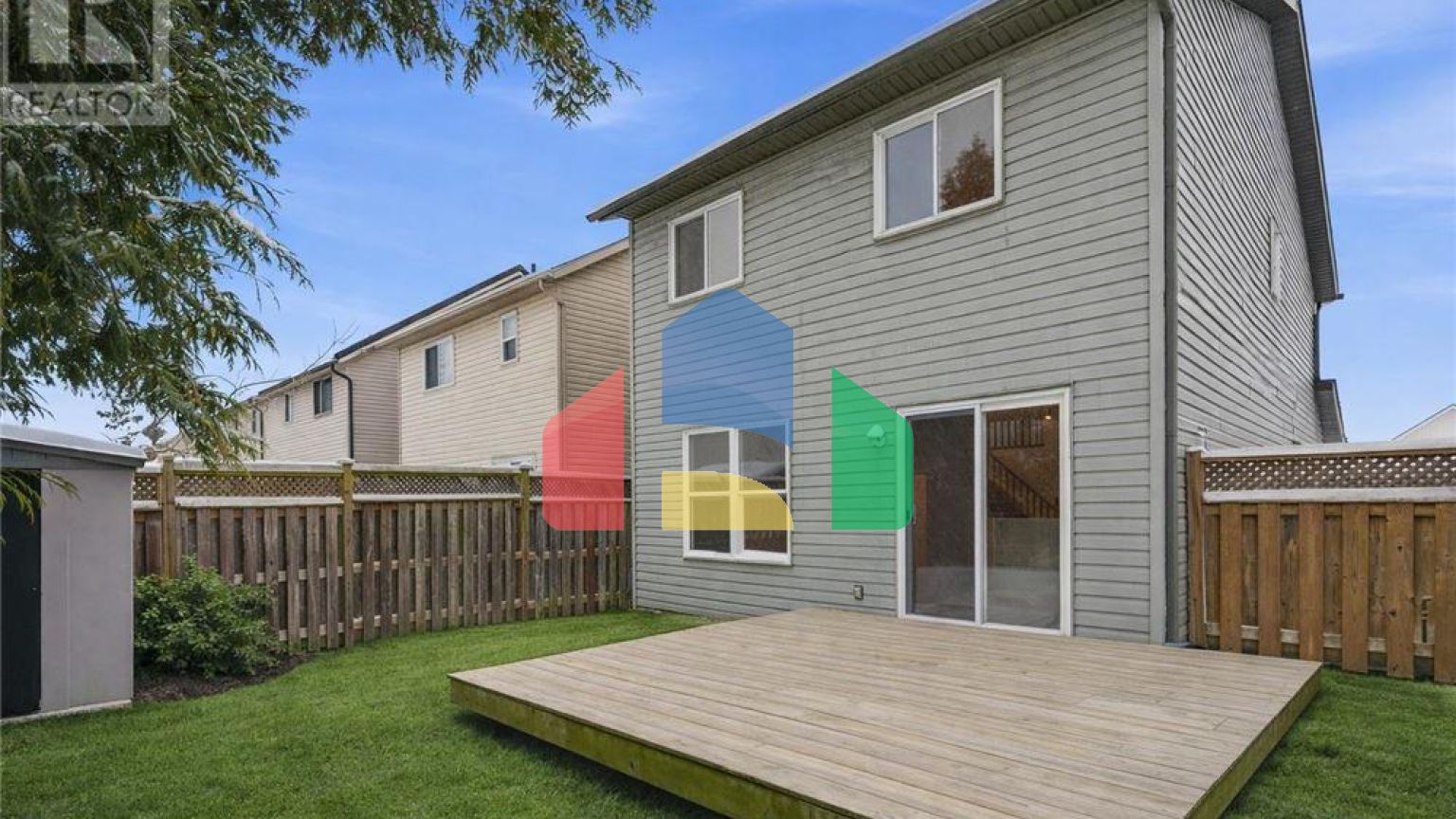 Residential - Single Family Home - Kitchener, Canada - Canada