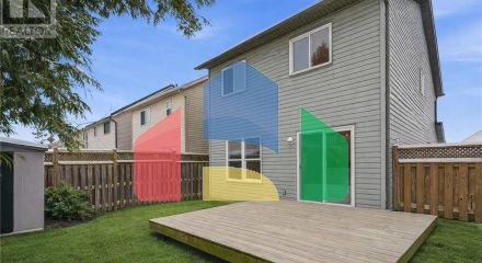 Residential - Single Family Home - Kitchener, Canada - Canada