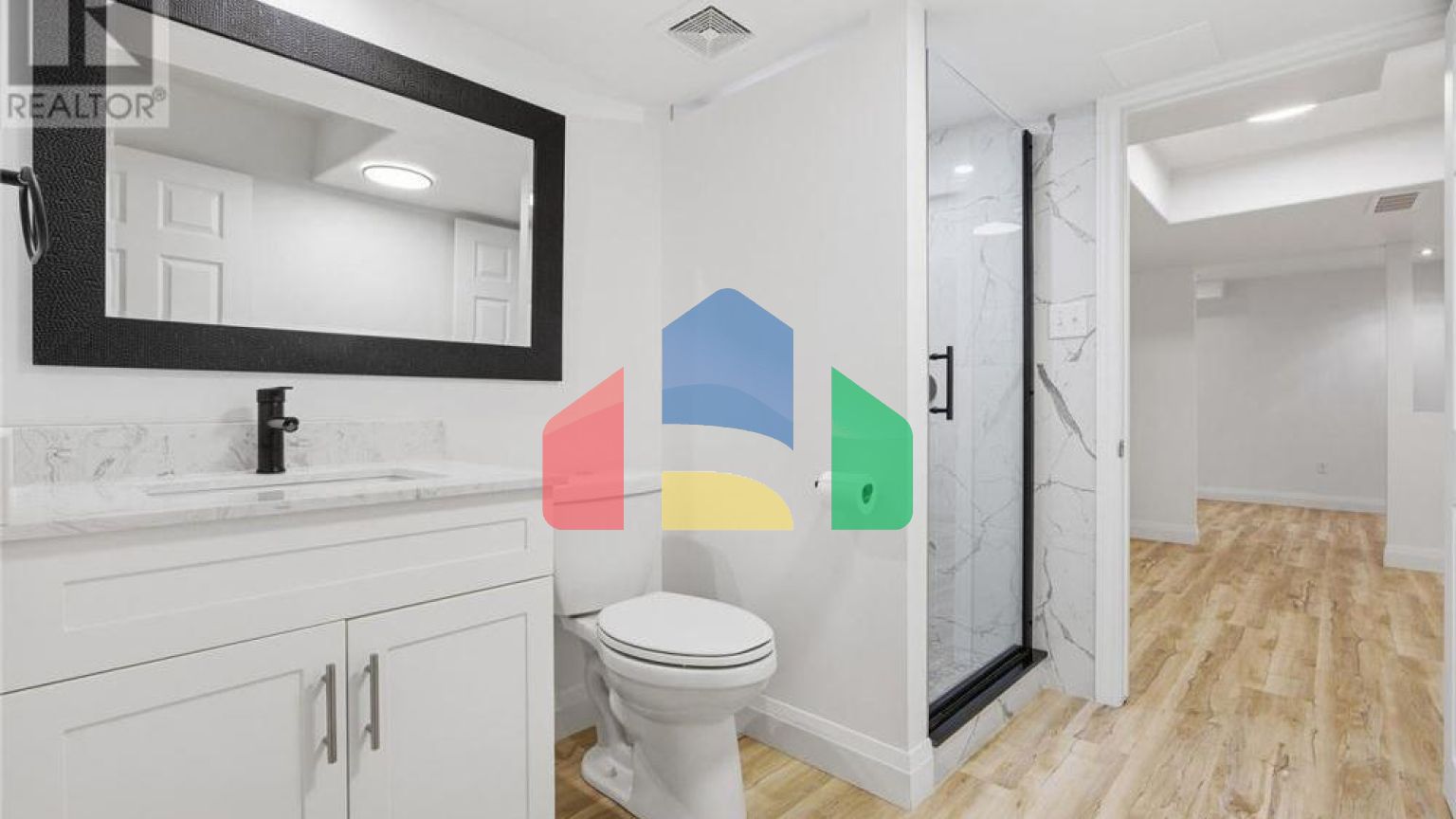 Residential - Single Family Home - Kitchener, Canada - Canada