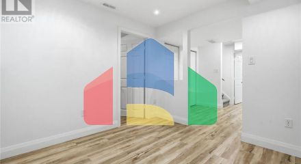 Residential - Single Family Home - Kitchener, Canada - Canada