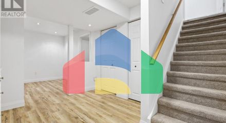 Residential - Single Family Home - Kitchener, Canada - Canada