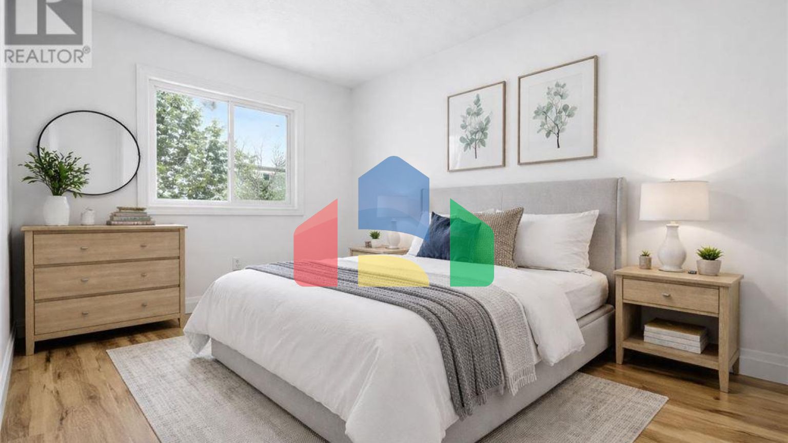 Residential - Single Family Home - Kitchener, Canada - Canada