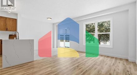 Residential - Single Family Home - Kitchener, Canada - Canada