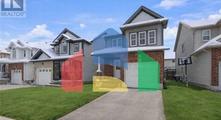 Residential - Single Family Home - Kitchener, Canada - Canada