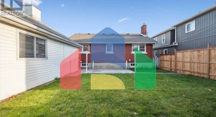 Residential - Single Family Home - Kitchener, Canada - Canada