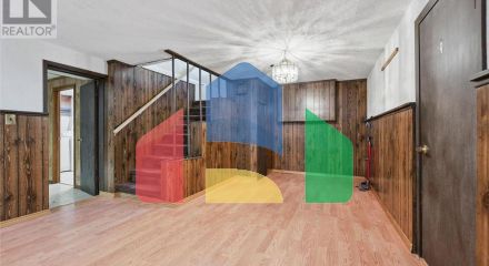 Residential - Single Family Home - Kitchener, Canada - Canada