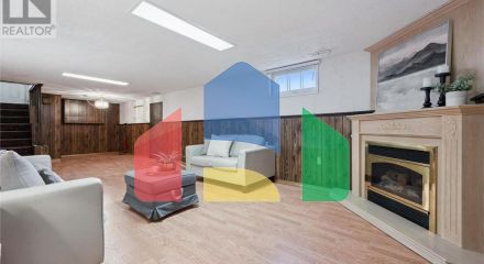 Residential - Single Family Home - Kitchener, Canada - Canada