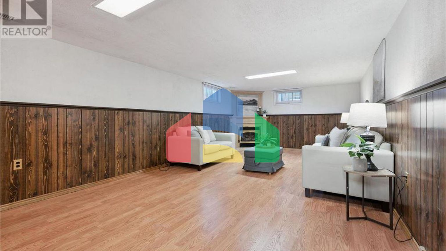 Residential - Single Family Home - Kitchener, Canada - Canada