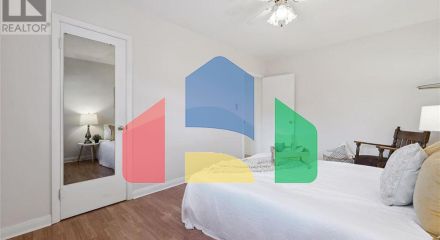 Residential - Single Family Home - Kitchener, Canada - Canada