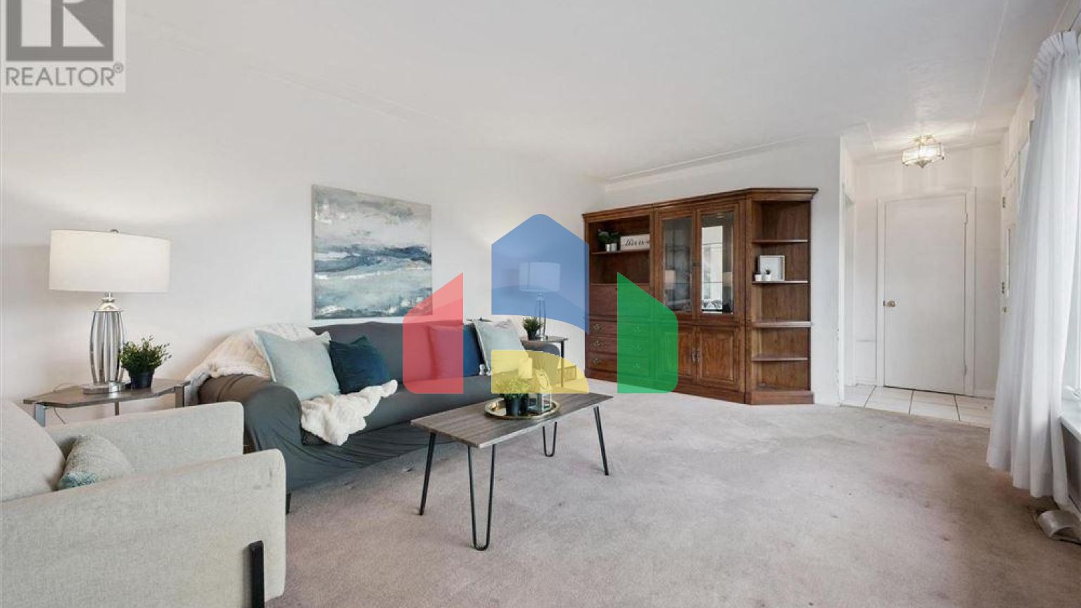 Residential - Single Family Home - Kitchener, Canada - Canada