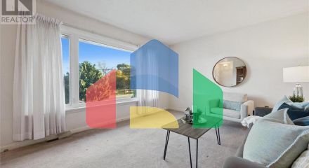 Residential - Single Family Home - Kitchener, Canada - Canada