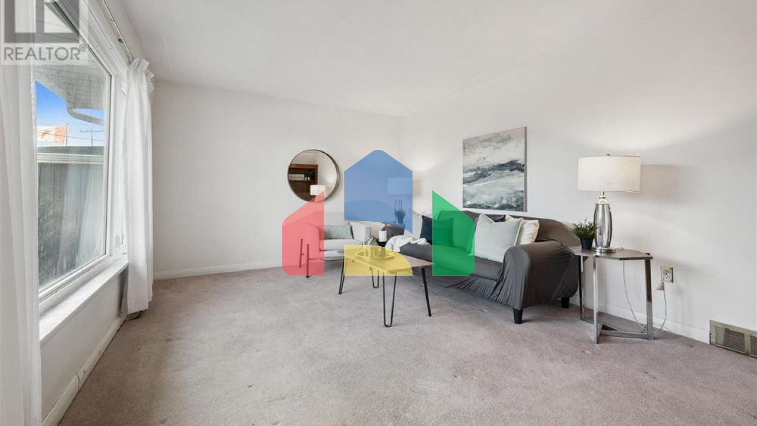 Residential - Single Family Home - Kitchener, Canada - Canada