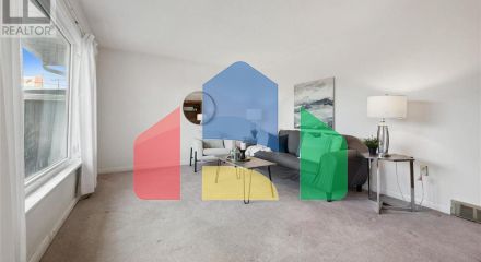 Residential - Single Family Home - Kitchener, Canada - Canada