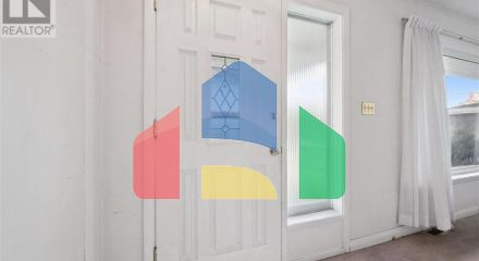 Residential - Single Family Home - Kitchener, Canada - Canada