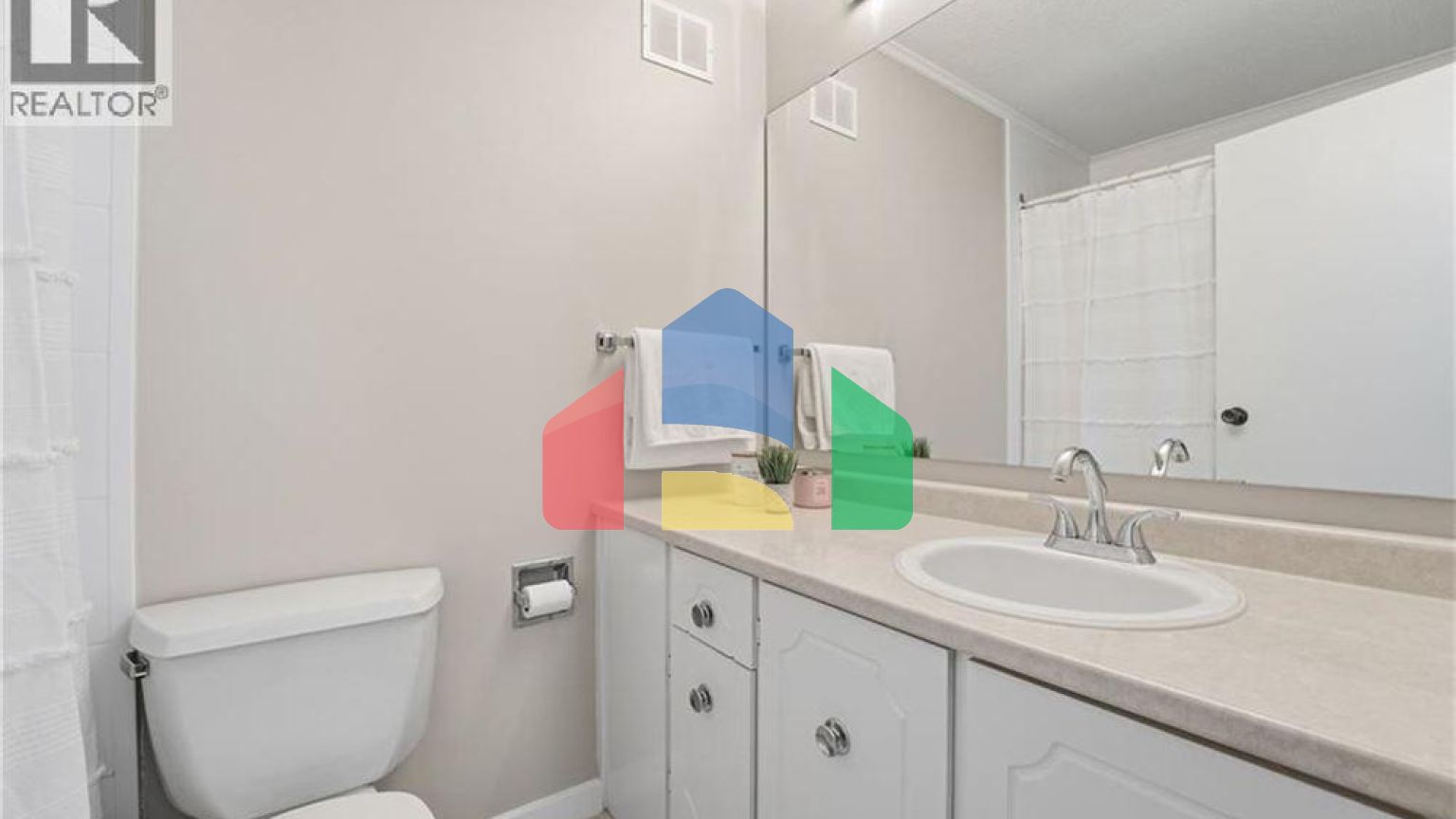 Residential - Condo/Apartment - Kitchener, Canada - Canada