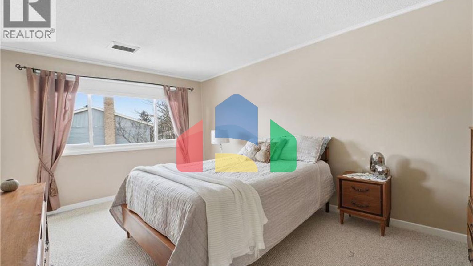 Residential - Condo/Apartment - Kitchener, Canada - Canada