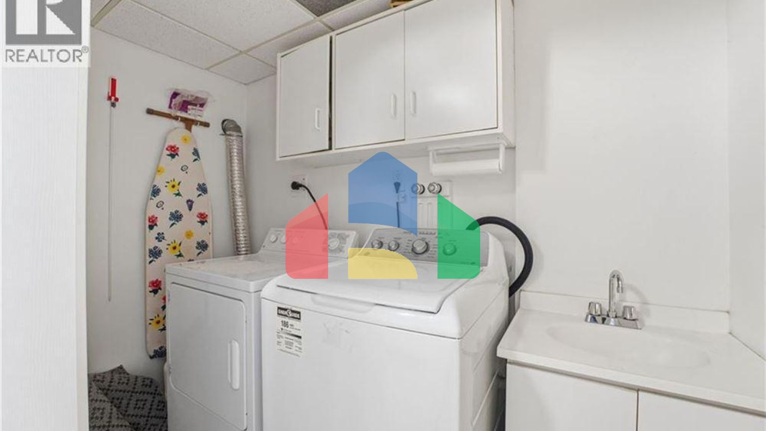 Residential - Condo/Apartment - Kitchener, Canada - Canada